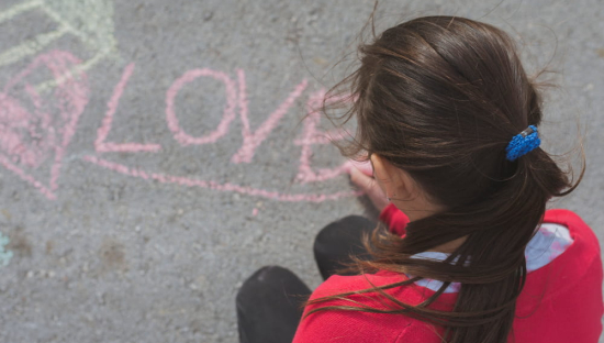 Un outil anti-harcèlement qui libère la parole des enfants