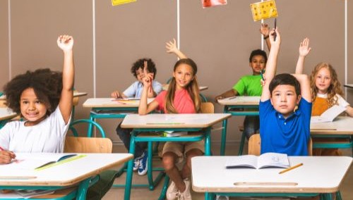 L'évolution de l'école primaire en France : Un regard sur les nouvelles pédagogies et les besoins des élèves