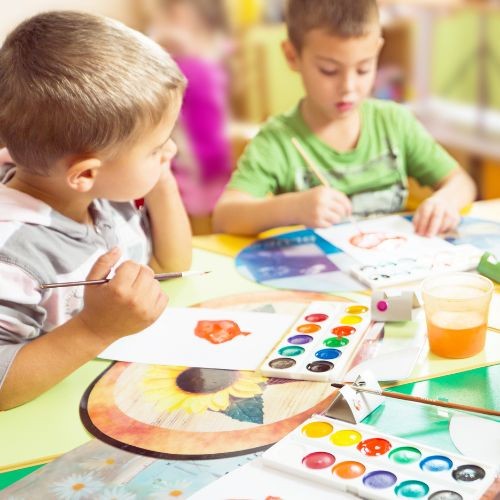 Travailler en maternelle : défis et réalités du métier de professeur des écoles