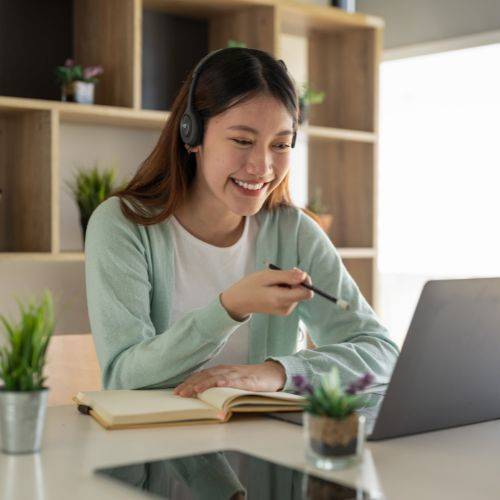 Comparatif : Quelle est la meilleure prépa pour le CRPE ?